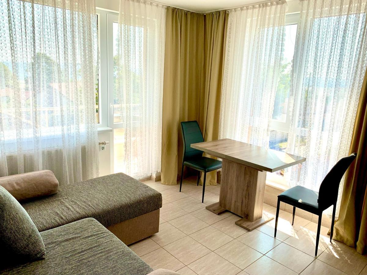 Byala Residence Apartments Bagian luar foto